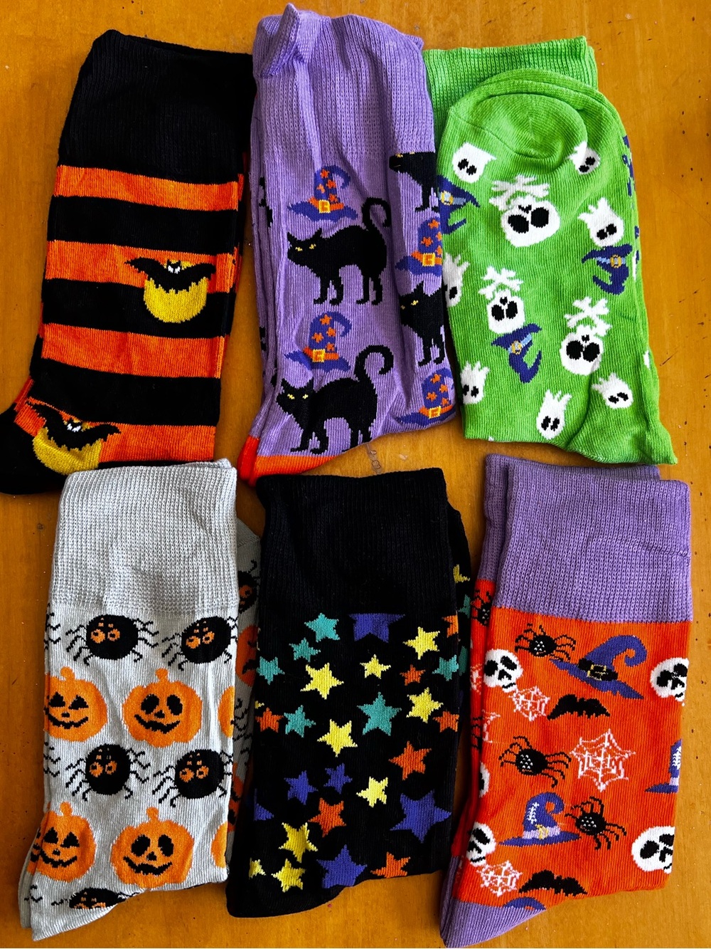 Womens Halloween Crew Socks - Multi Color Pack